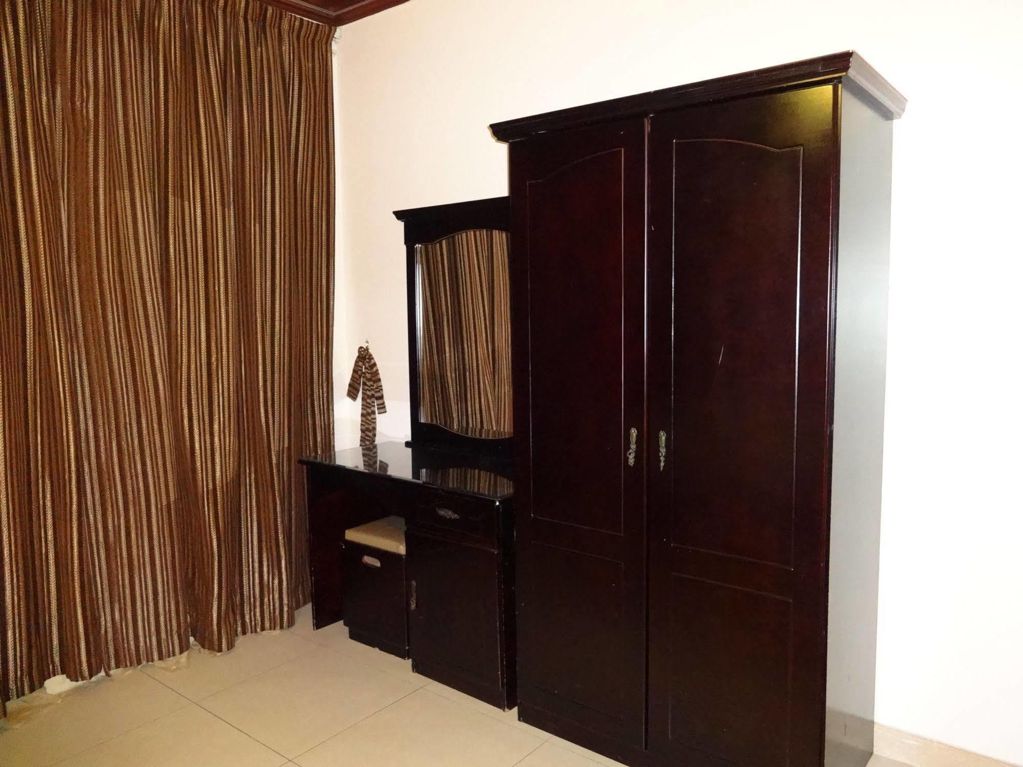 Orans Suites 2 Djedda Buitenkant foto