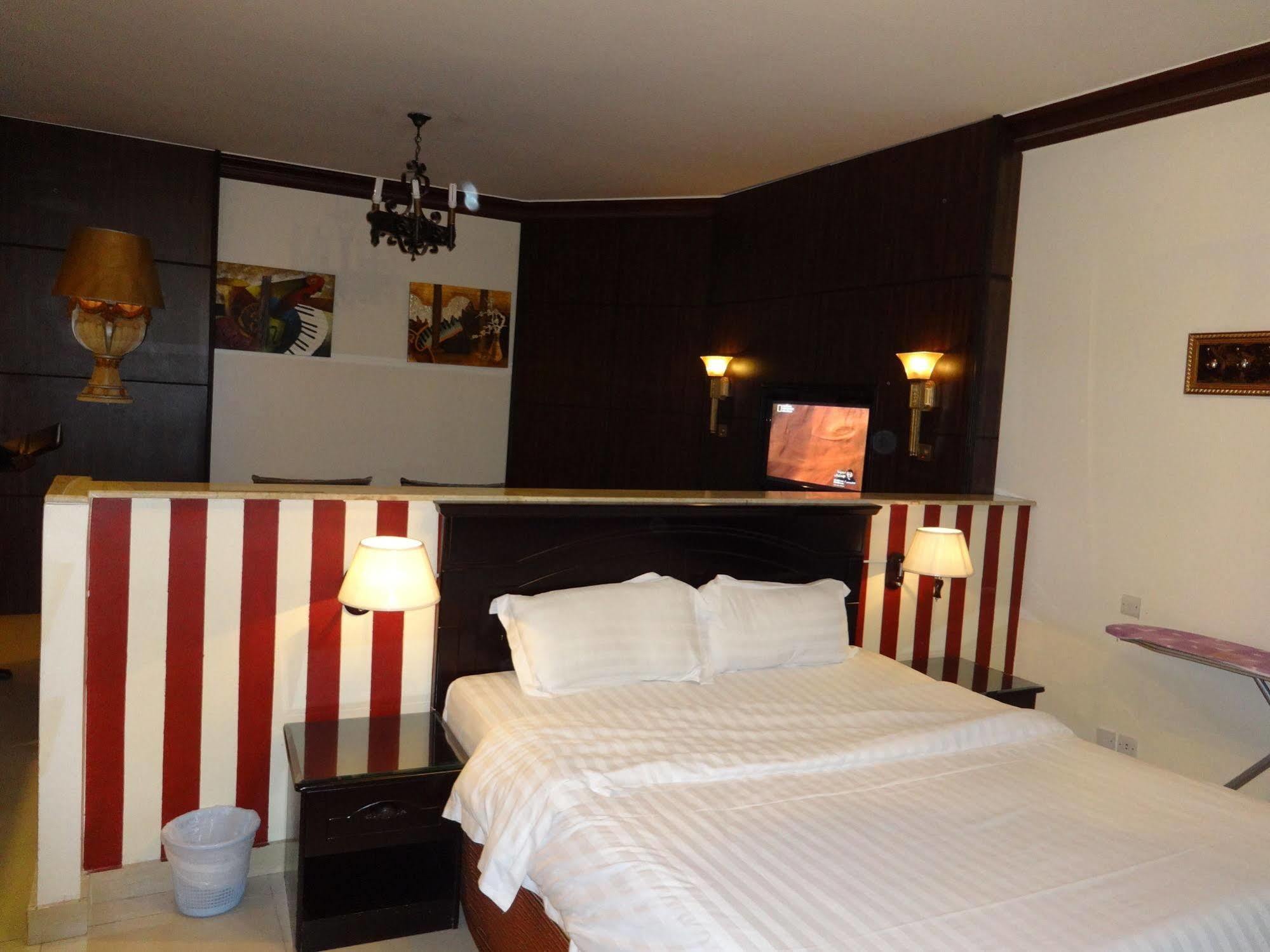 Orans Suites 2 Djedda Buitenkant foto